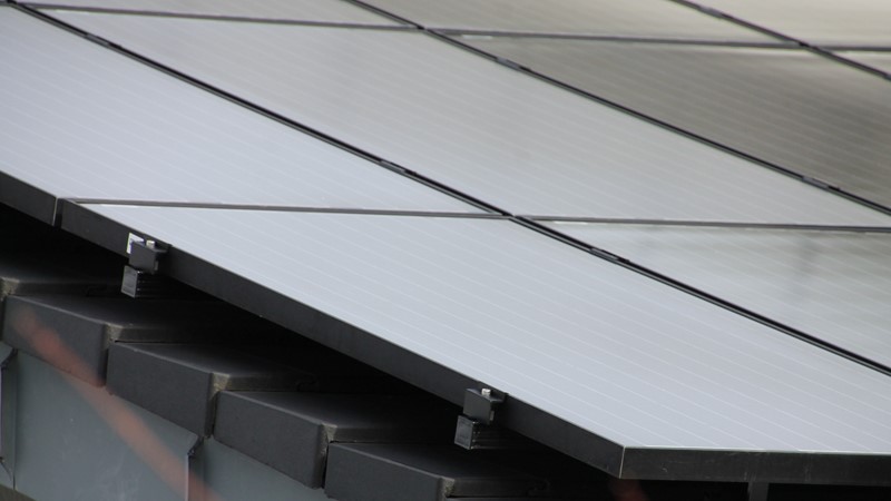PV-Anlage all Black auf Tegalit
